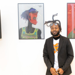 Charity exhibition with "VISION DUMONDE ",virtual version